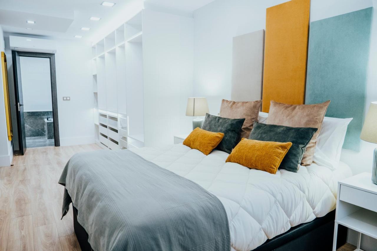 Ferienwohnung Apartamento Augusto Junquera Oviédo Exterior foto
