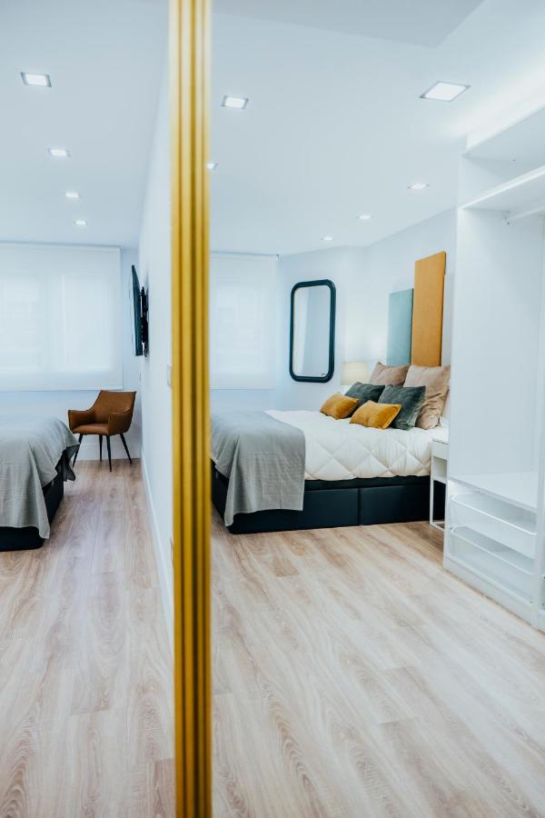 Ferienwohnung Apartamento Augusto Junquera Oviédo Exterior foto